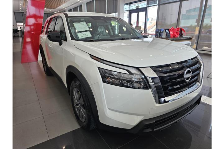 2025 Nissan Pathfinder S