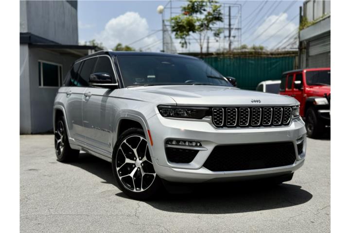 Jeep Grand Cherokee Summit 2023