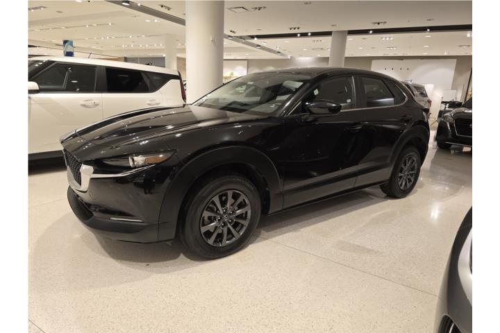 Mazda CX-30 Showroom