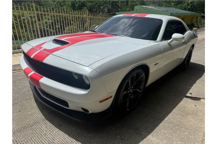 Dodge Challenger RT