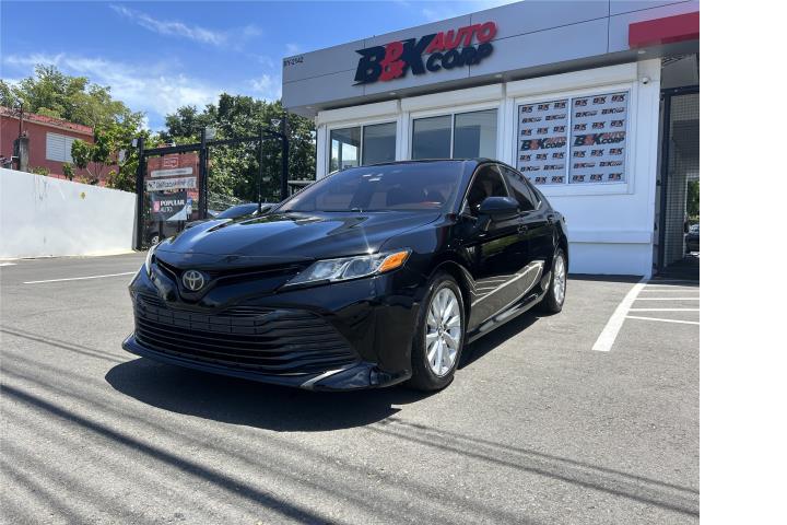 TOYOTA CAMRY SE PLUS 2019