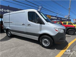 Mercedes Benz Sprinter 1500, Mercedes Benz Puerto Rico