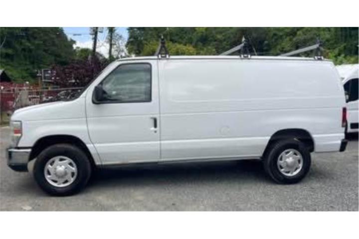 Furgoneta Ford E-Series V8 4.6L