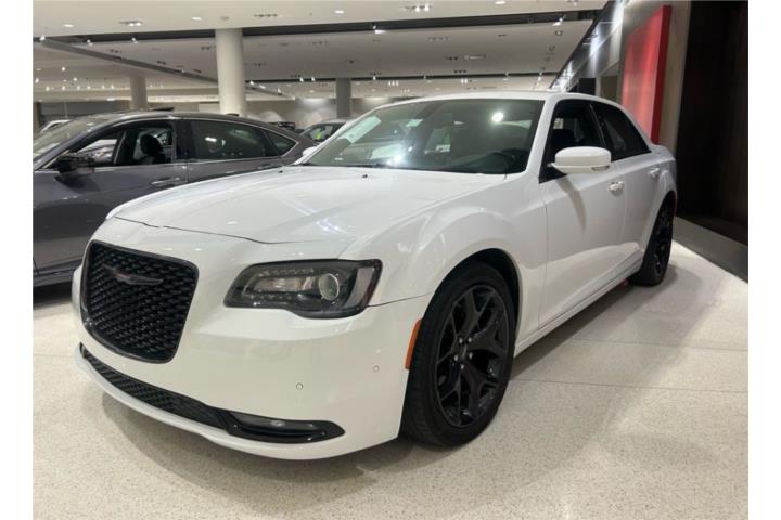 2021 Chrysler 300