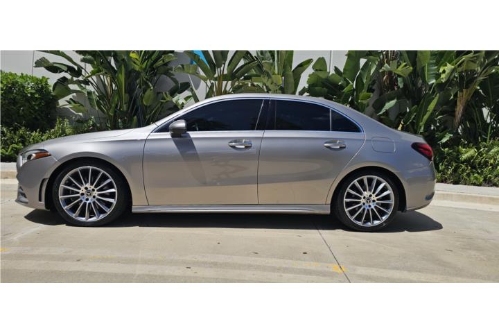 Mercedes-Benz CLA AMG Sport Package