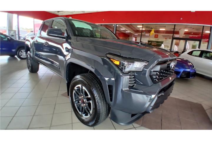 TOYOTA TACOMA TRD SPORT 2025 4X4!