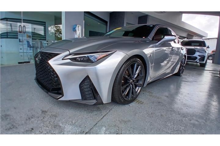 2022 Lexus IS