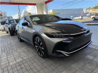Toyota Puerto Rico 2023 Toyota Crown Platinum (AWD) | 13k millas