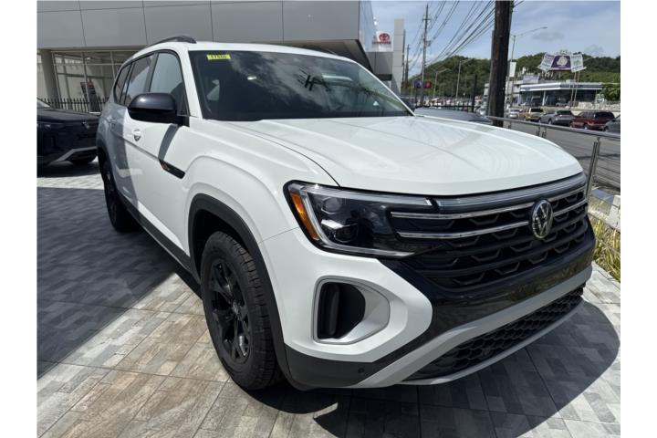 2025 Volkswagen Atlas Peak Edition