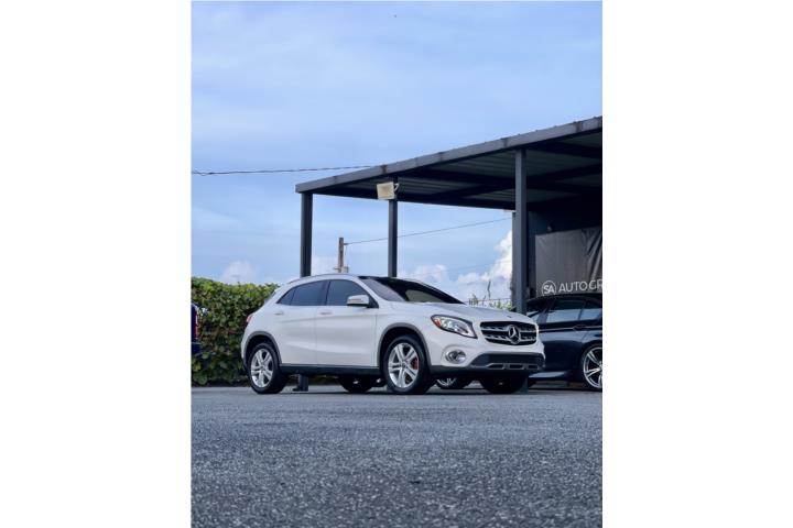Mercedes Benz GLA del 2020