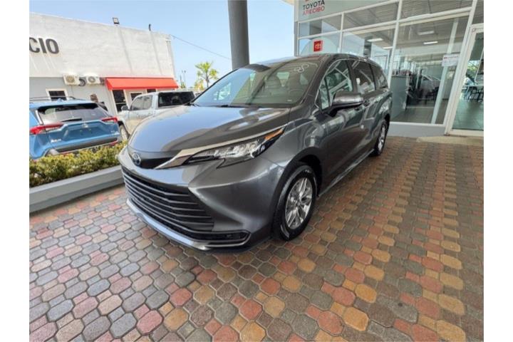Toyota Sienna