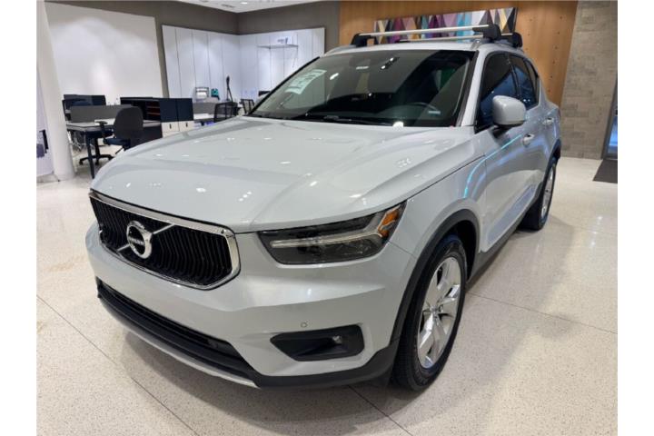 2021 Volvo XC40