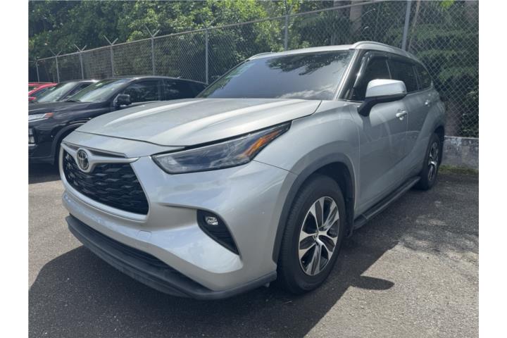 TOYOTA HIGHLANDER XLE 2022