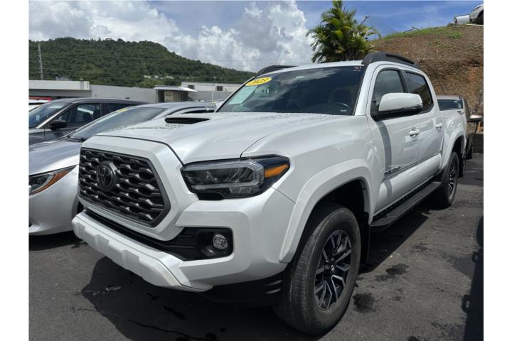TOYOTA TACOMA TRD SPORT
