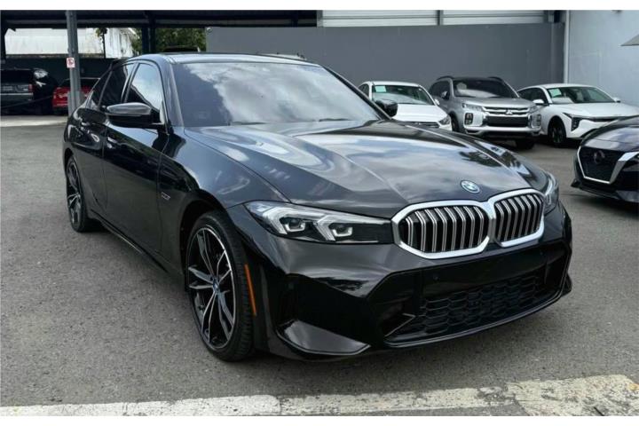 BMW 330e del 2023