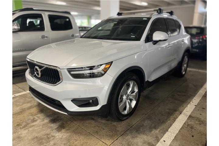 2021 Volvo XC40
