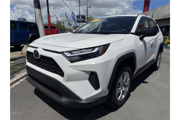 TOYOTA RAV4 LE 2024 $29,995.00