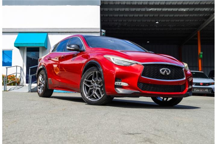 2017 Infiniti QX30
