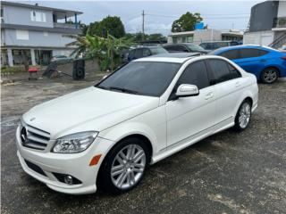 Mercedes Benz Puerto Rico EN EXELENTES CONDICIONES 