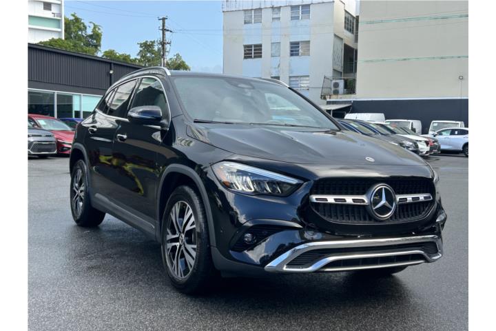 Mercedes Benz GLA del 2025