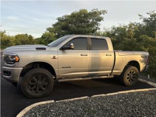 RAM Puerto Rico Night Edition CREW CAB 4X4 RamBox Cummins 