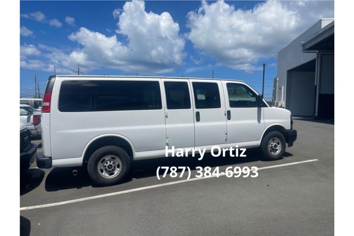 2023 GMC Savana 15 Passenger