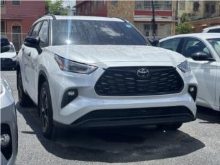Toyota Puerto Rico 2025 HIGHLANDER XLE NIGHTSHADE 6,000 MILLAS