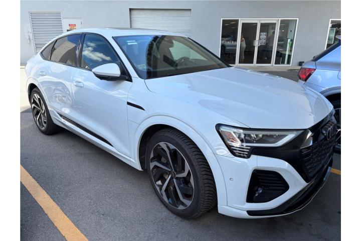 Audi Audi Q8 e-tron del 2024