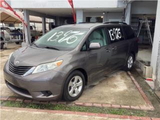 Toyota Puerto Rico 2014 SIENNA LE  $13,975. 