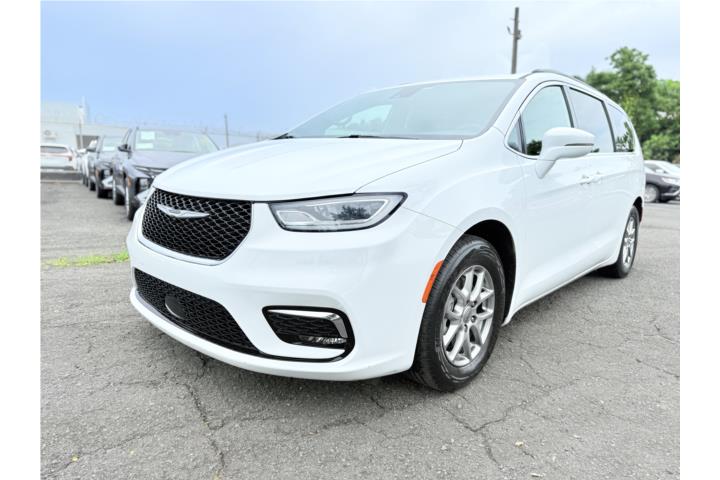 2022 Chrysler Pacifica Touring