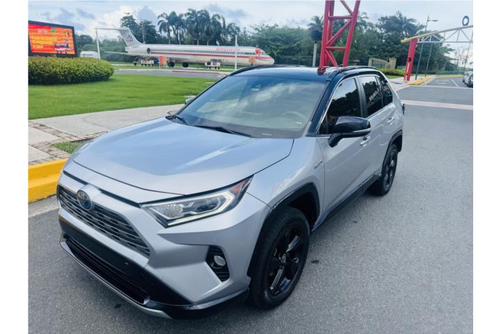 2021 Toyota RAV4 XSE Hybrid
