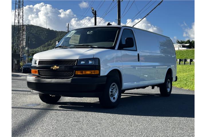 Chevrolet Express 2500 Cargo Van