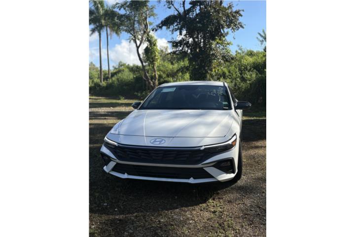Hyundai Elantra SEL Sport 2025