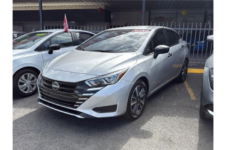 Nissan Versa del 2024