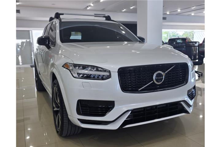 2023 Volvo XC90 T8 AWD Plus Dark