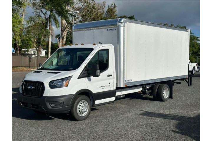 2024 Ford Transit Cargo Van