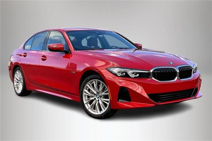 BMW 330e del 2023