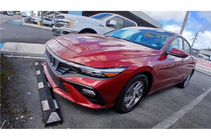 Hyundai Elantra del 2025