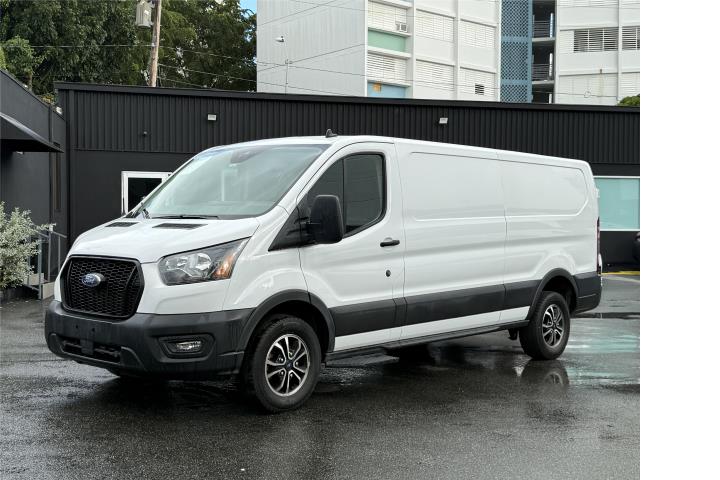 Ford Transit Cargo Van del 2023