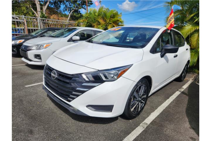Nissan Versa del 2024