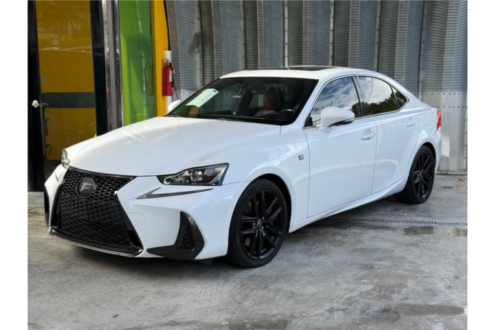 2017 Lexus IS