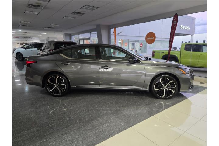 Nissan Altima del 2025