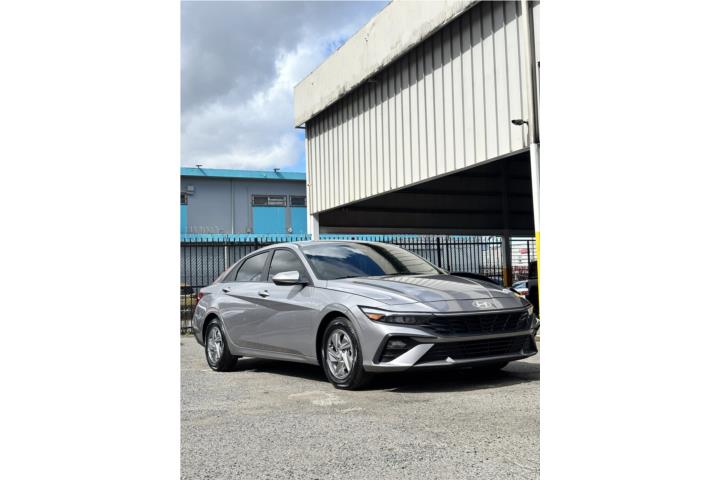 Hyundai Elantra del 2025
