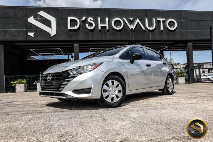 Nissan Versa del 2024