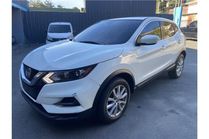 Nissan Rogue Sport del 2022