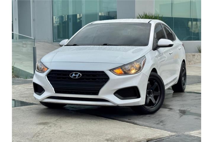 2022 Hyundai Accent SE