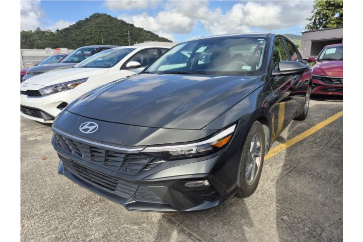 Hyundai Elantra del 2025
