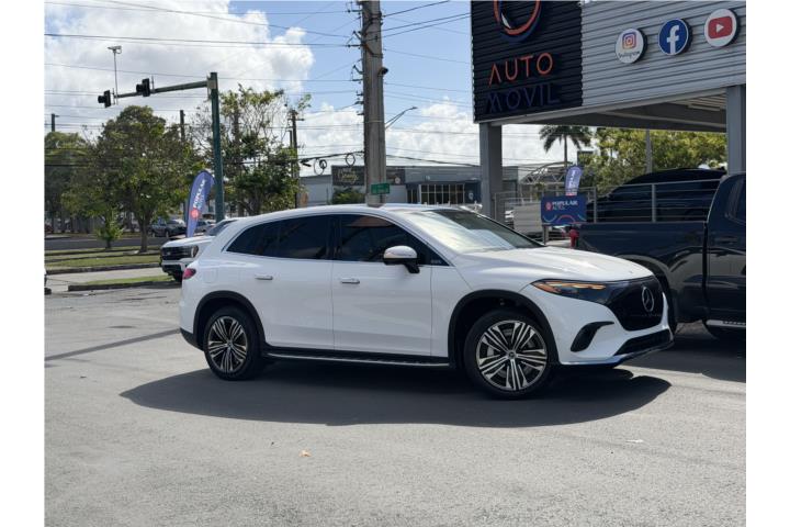 Mercedes Benz EQS SUV del 2023
