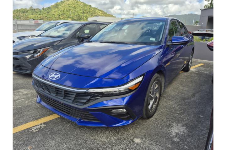 Hyundai Elantra del 2025