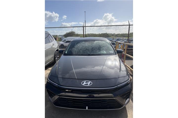 Hyundai Elantra del 2025